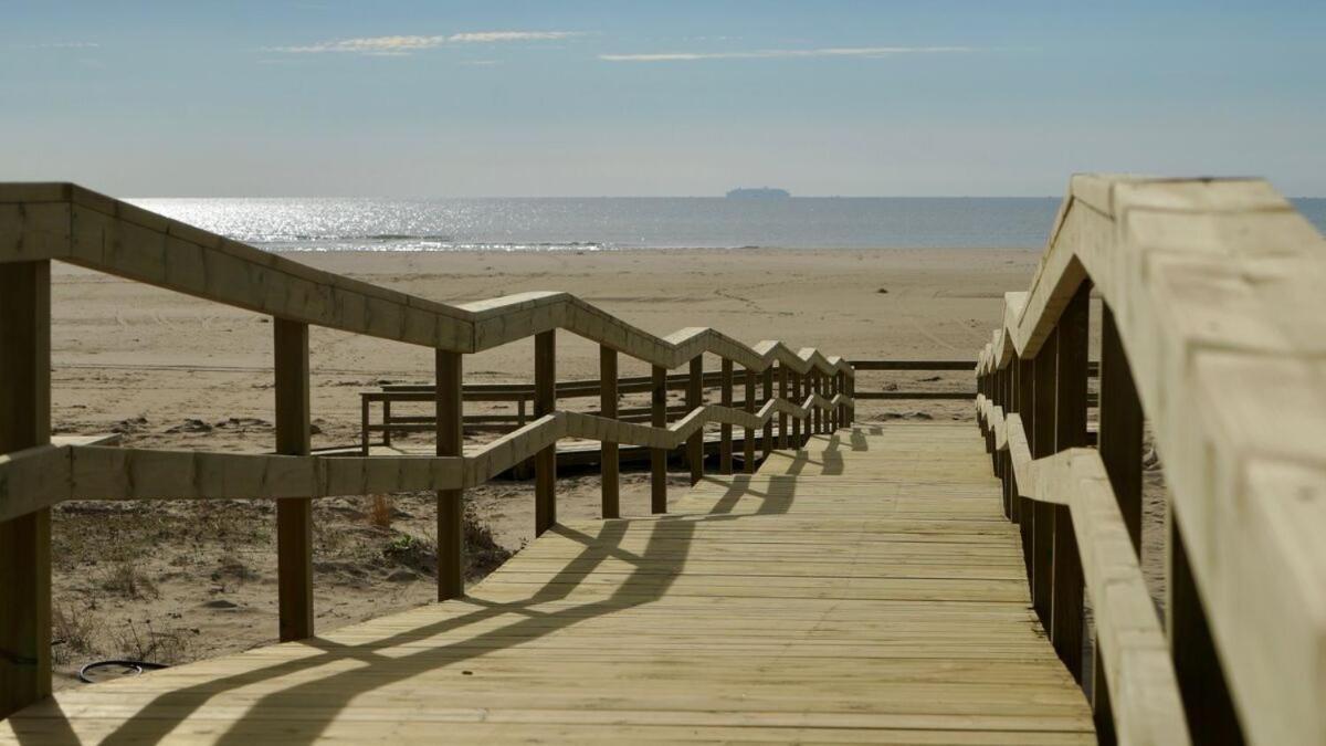 Los Pelicanos Ayamonte Bagian luar foto