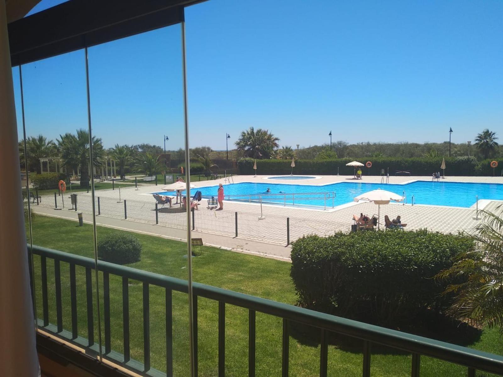 Los Pelicanos Ayamonte Bagian luar foto